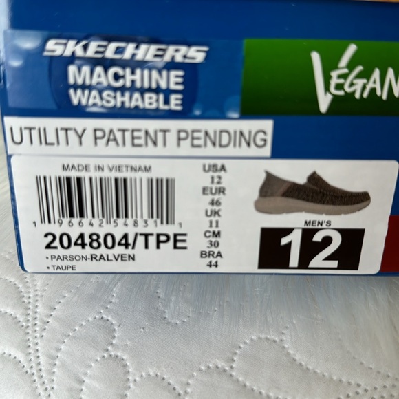 NWT Sketchers hands free slip ins, air cooled with memory foam - Picture 8 of 8